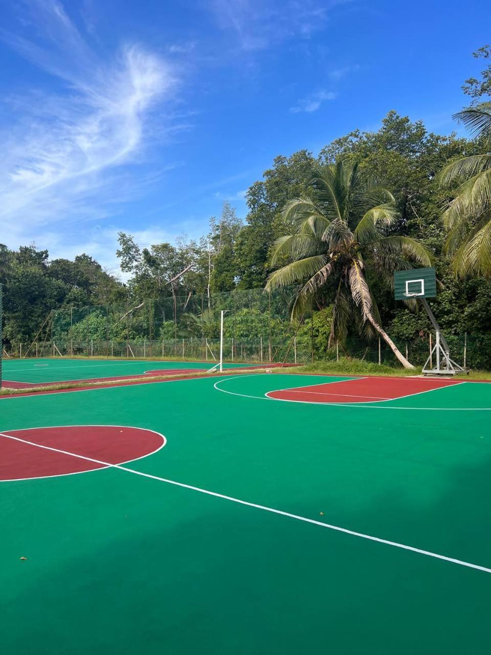 Hotel Putra Sentosa Retreat Camp, Sematan Exterior foto